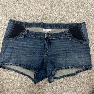 Maternity, dark jeans shorts